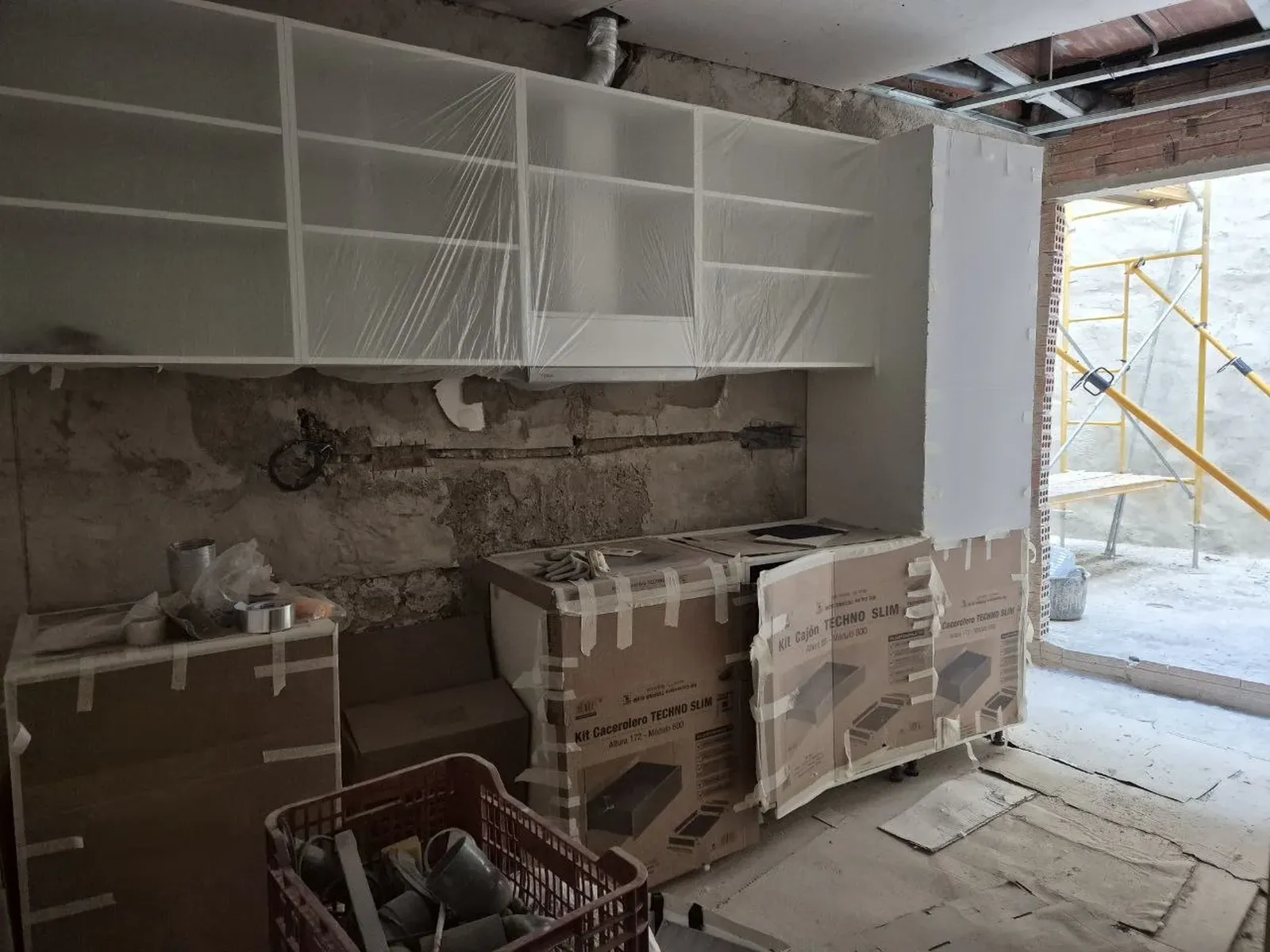 Espectacular Casa de Pueblo en Estrenar en el Centro de la Cellera de Ter, se vende terminada.