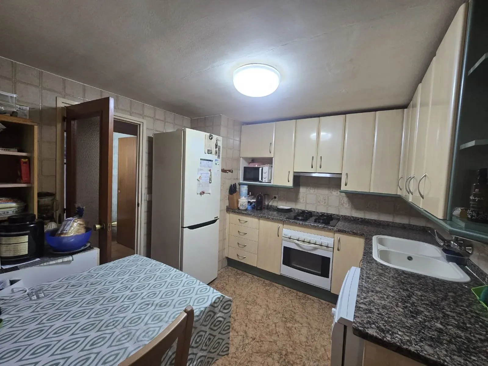 🏡 Piso en venta en la calle Sant Miquel, Girona