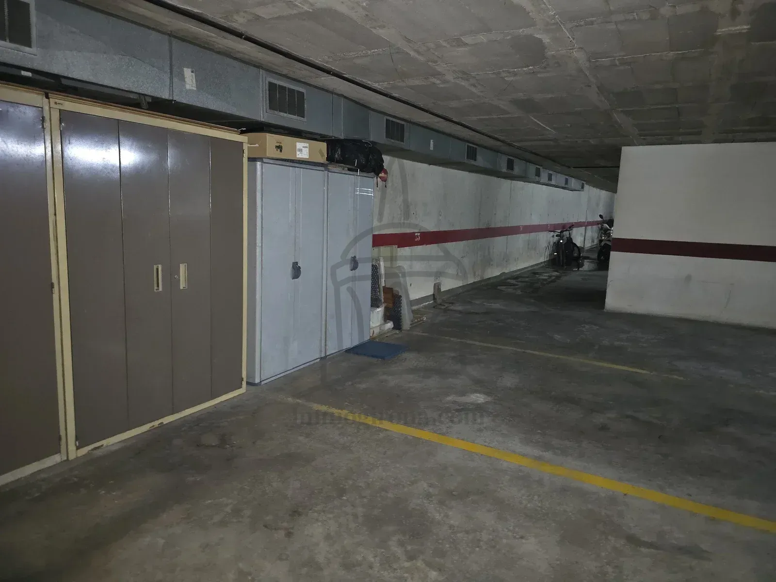 Large Parking in La Devesa for Rent!