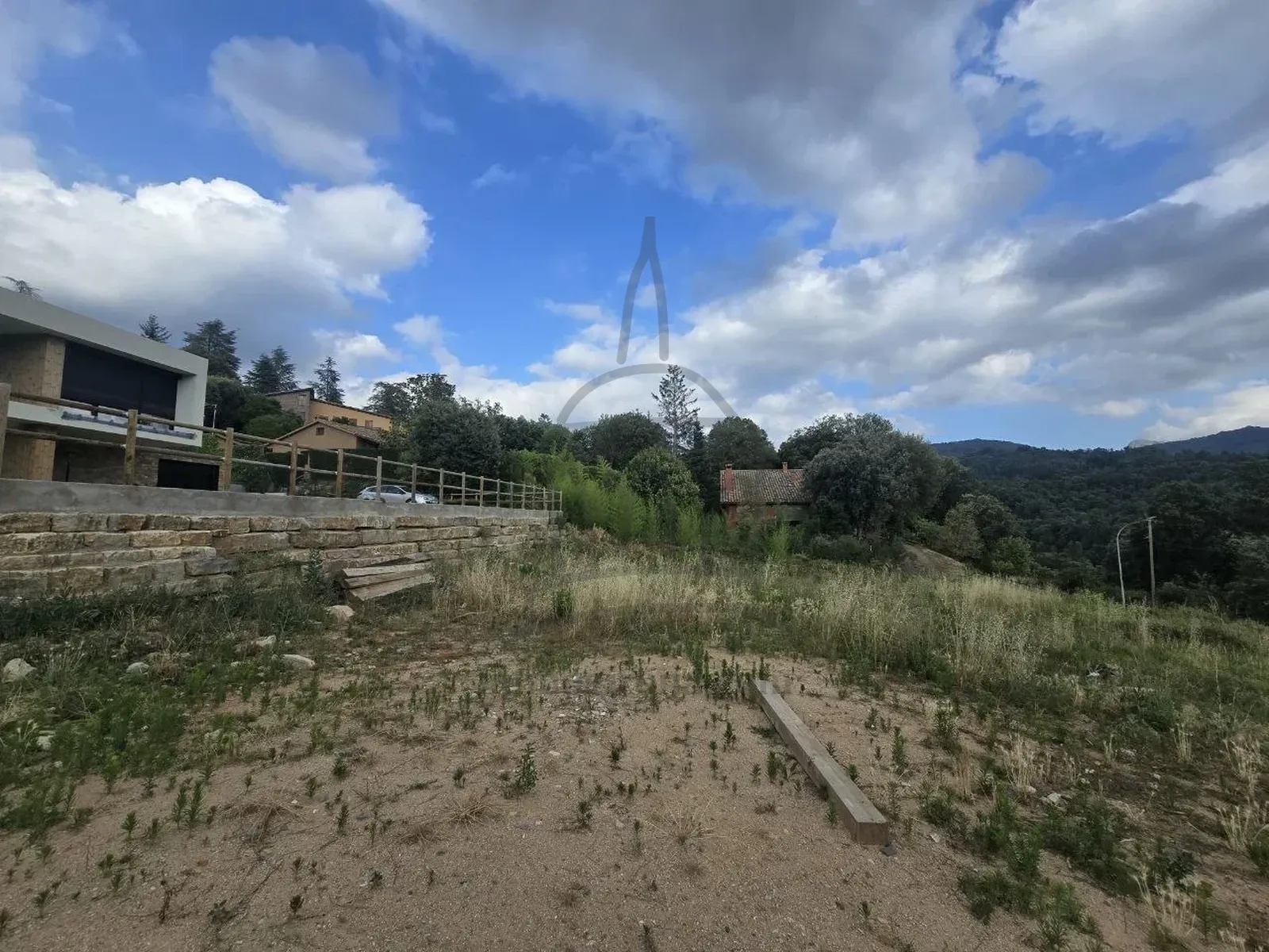 🌄 Terrain constructible avec vues spectaculaires – Viladrau